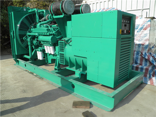 武侯出租发电机 发电机组厂家：柴油发电机组的控制屏的作用是什么？