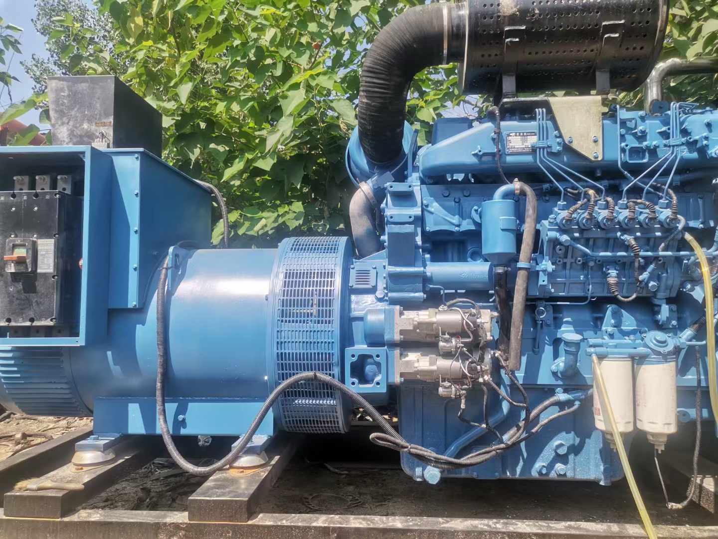 武侯详细说明降低 800kW 柴油发电机输出电流波动的方法