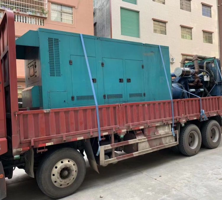 武侯如何在不同负载率下确保 400KW 柴油发电机组的正常运行？